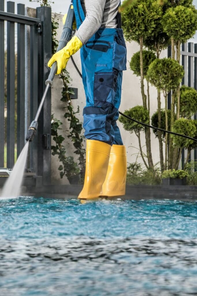 Can a pressure washer be used underwater?